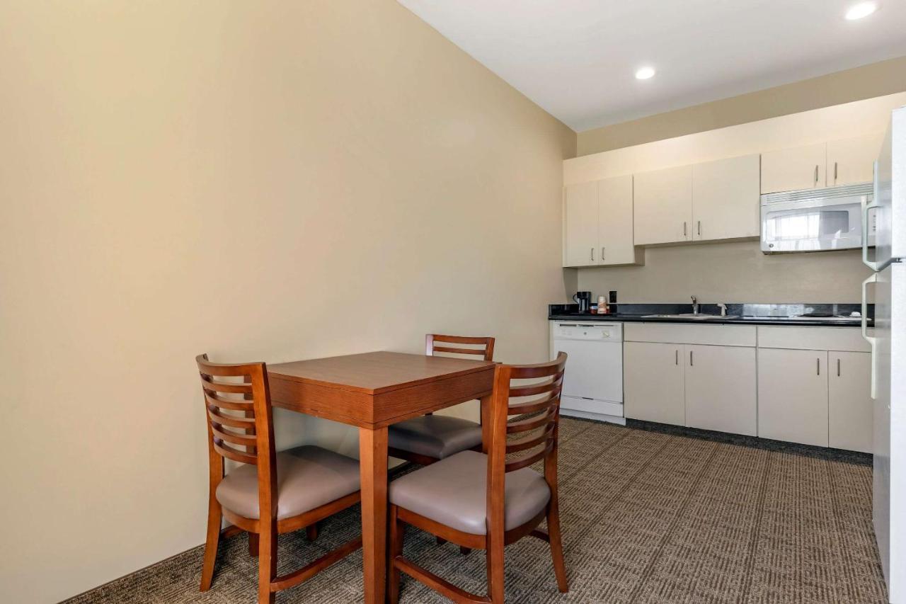 Comfort Inn & Suites Orangeburg Esterno foto