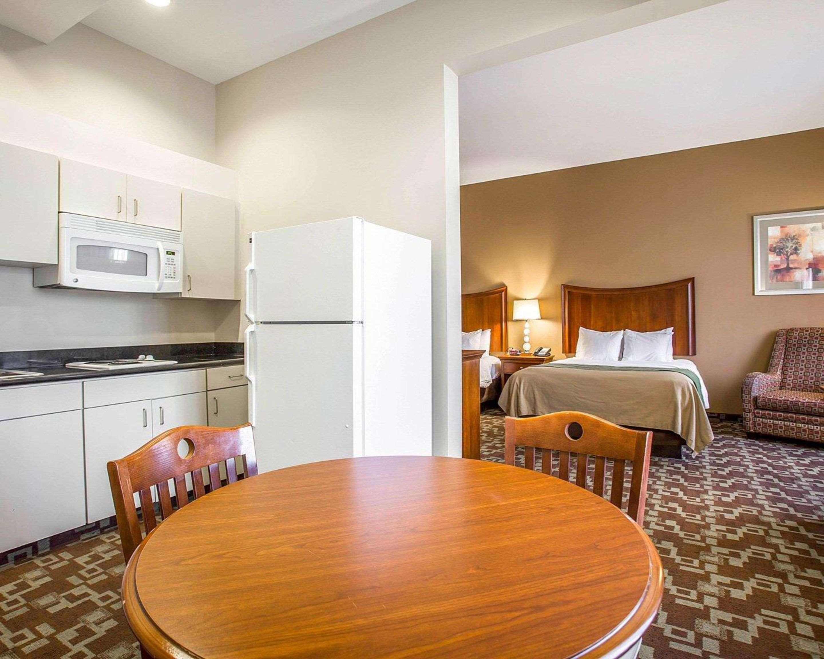 Comfort Inn & Suites Orangeburg Esterno foto