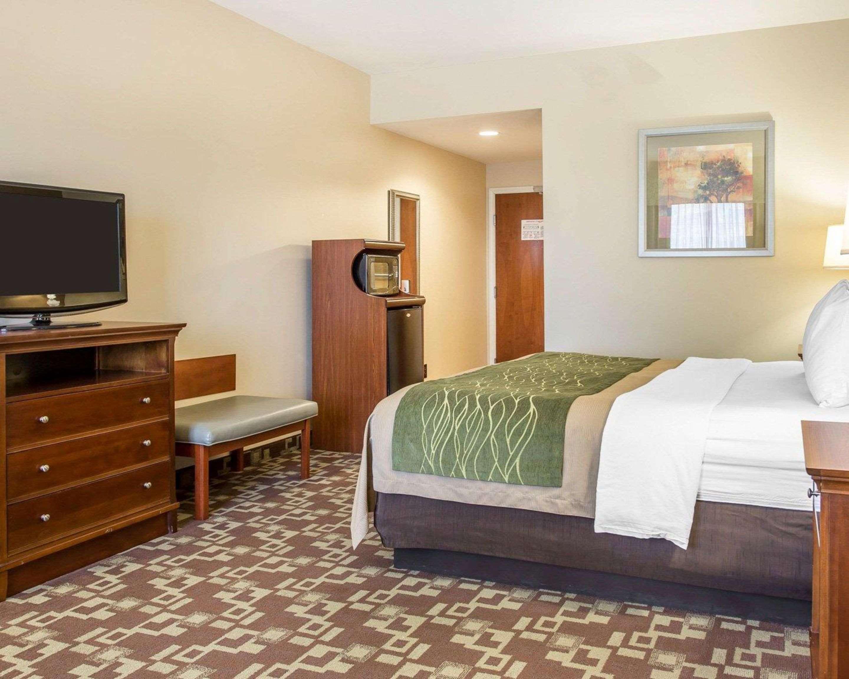 Comfort Inn & Suites Orangeburg Esterno foto