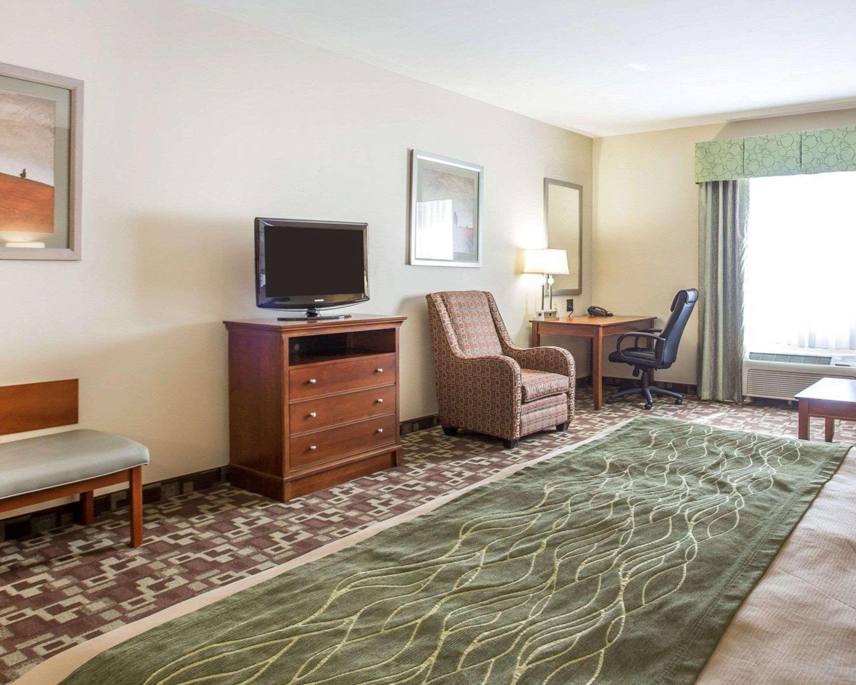 Comfort Inn & Suites Orangeburg Esterno foto