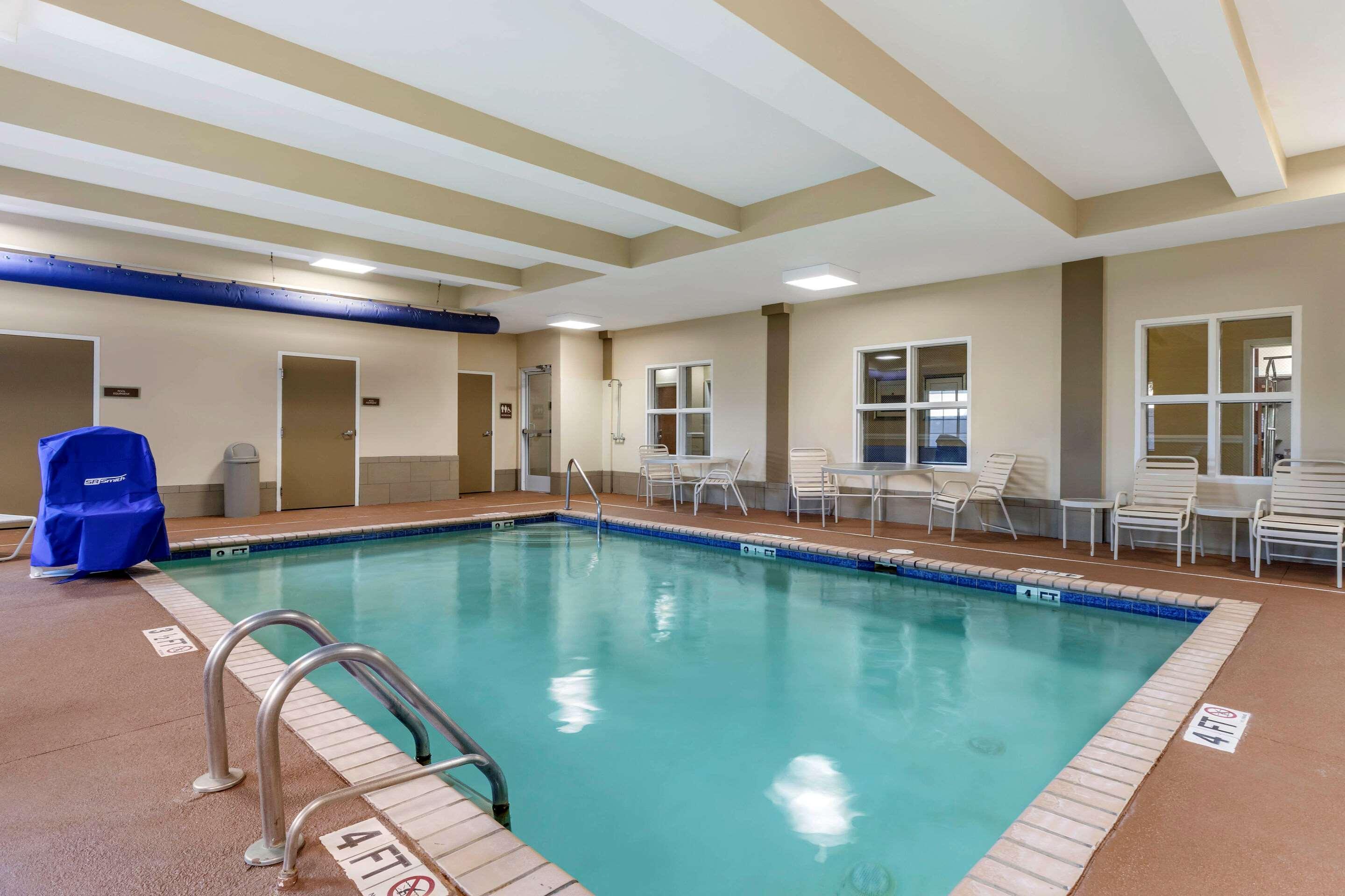 Comfort Inn & Suites Orangeburg Esterno foto